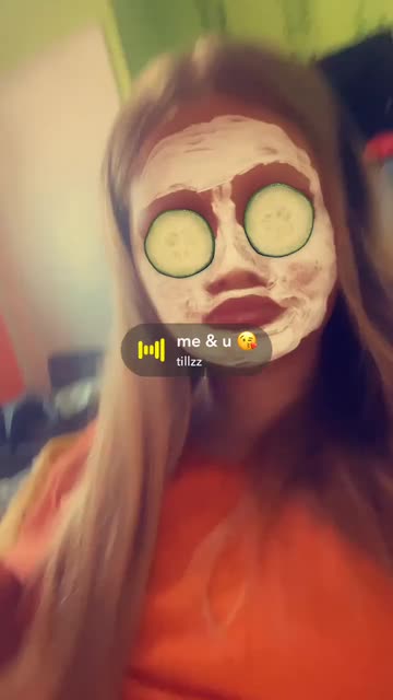 Preview for a Spotlight video that uses the Cosmetic Mask Lens