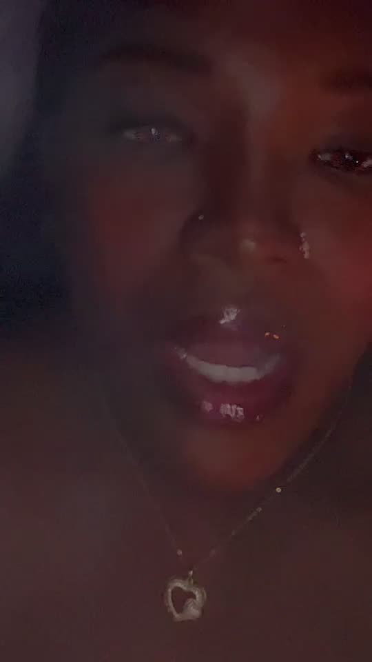 sexy_choc0