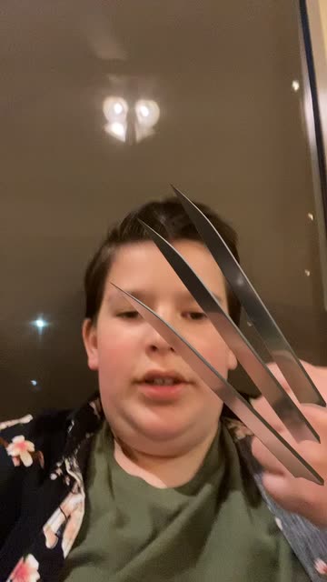 Preview for a Spotlight video that uses the Wolverine Hand Lens