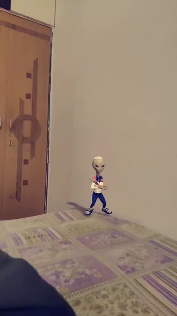 Preview for a Spotlight video that uses the JUL Fait d Or Lens
