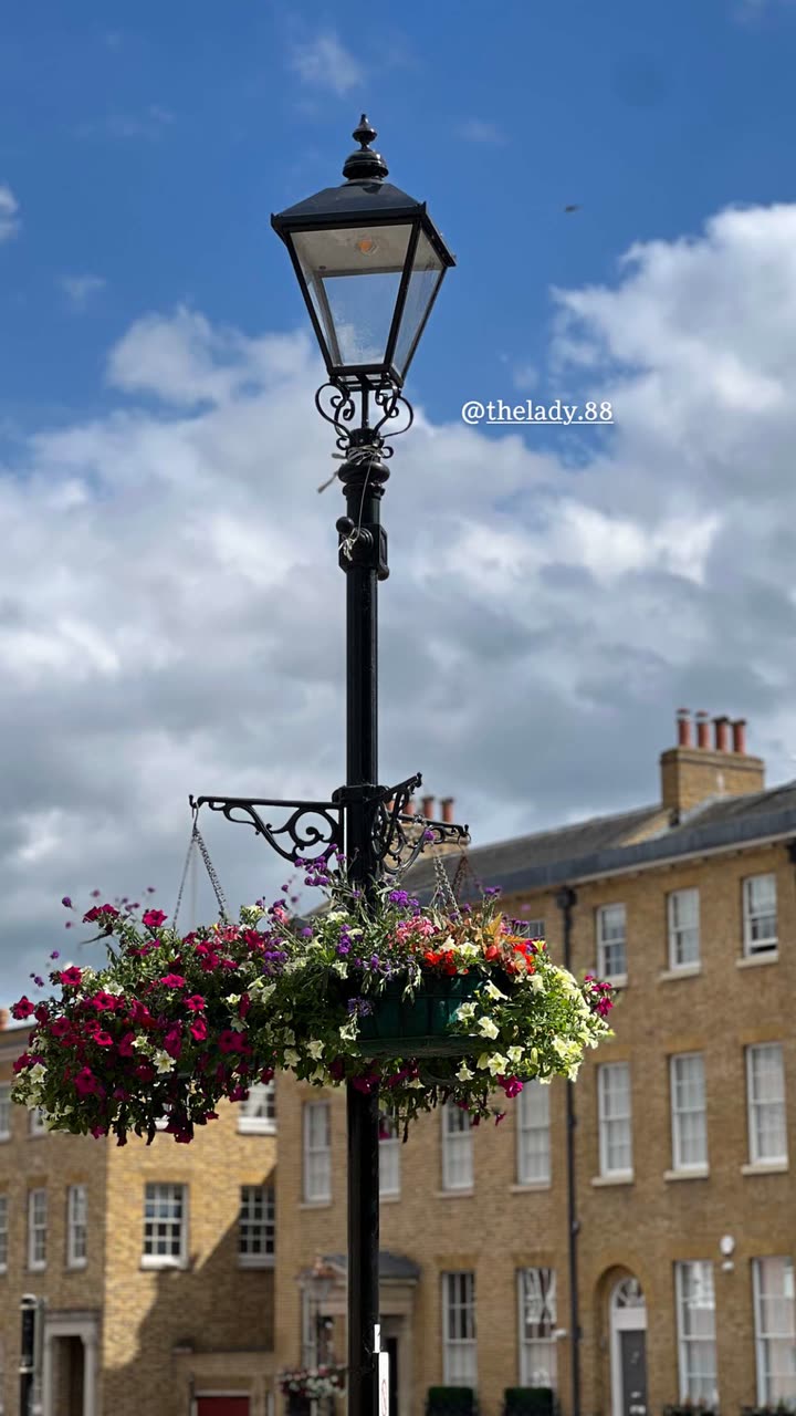 محتوى سناب شات لـ Thelady_ London🇬🇧🕊️