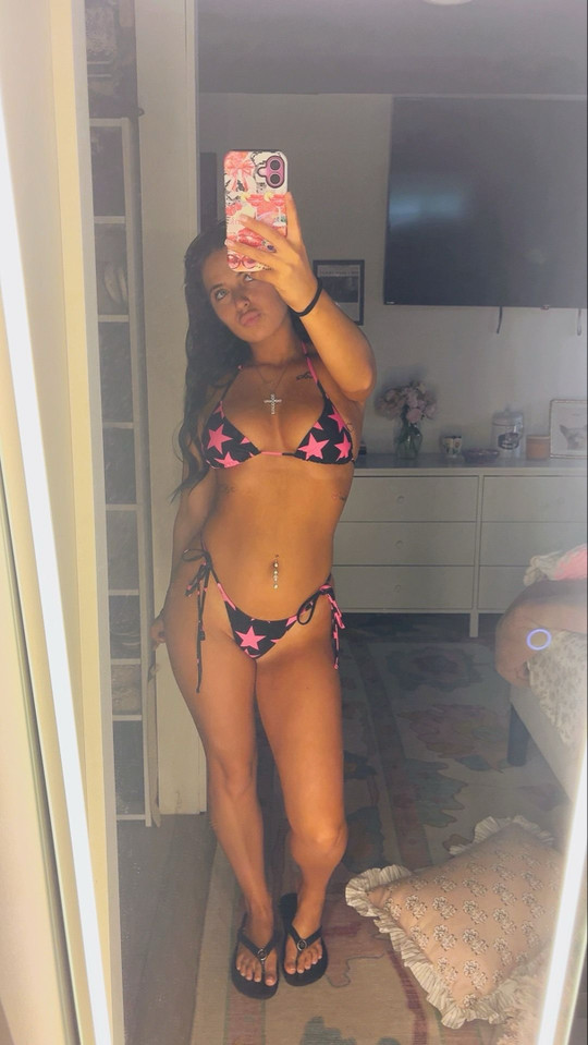angelina_3305