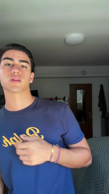 lucasandress_2