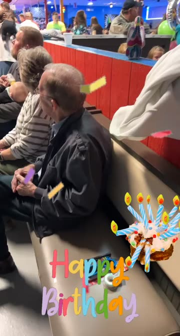 Preview for a Spotlight video that uses the Happy birthday Lens