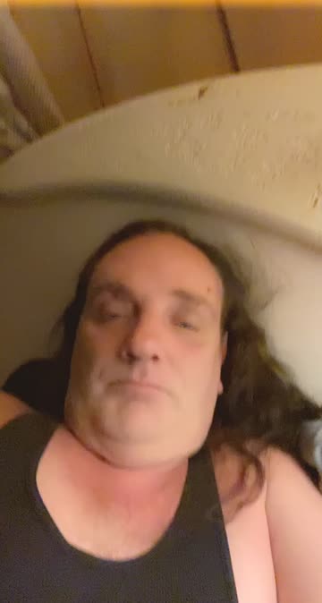 Preview for a Spotlight video that uses the Bald Head Scanner Lens