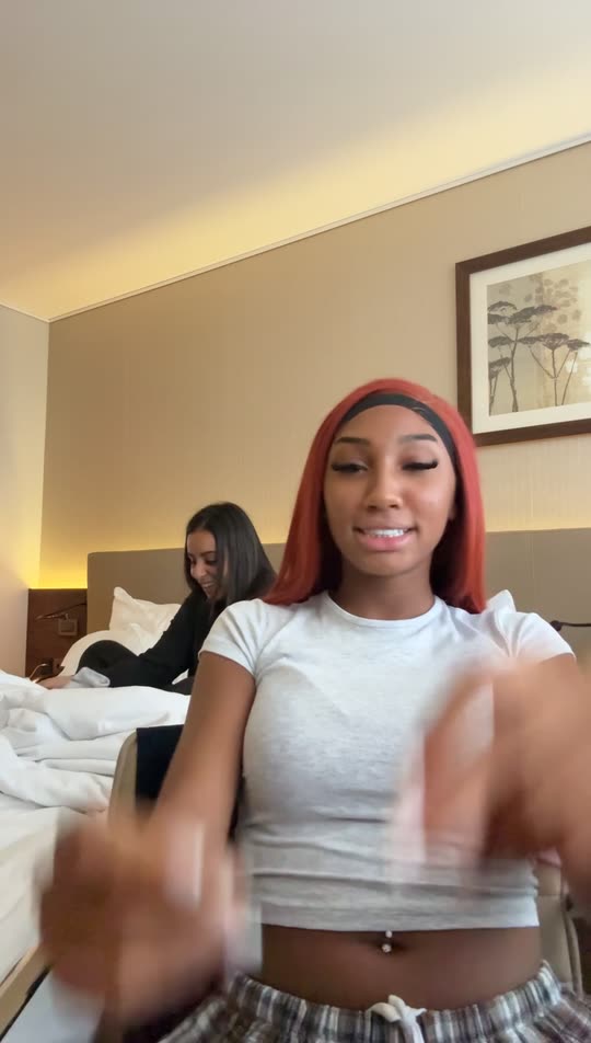 elysha.off1
