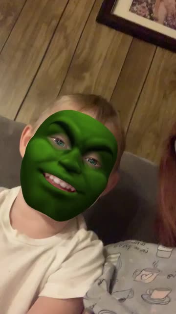 Preview for a Spotlight video that uses the HulkSmash Lens