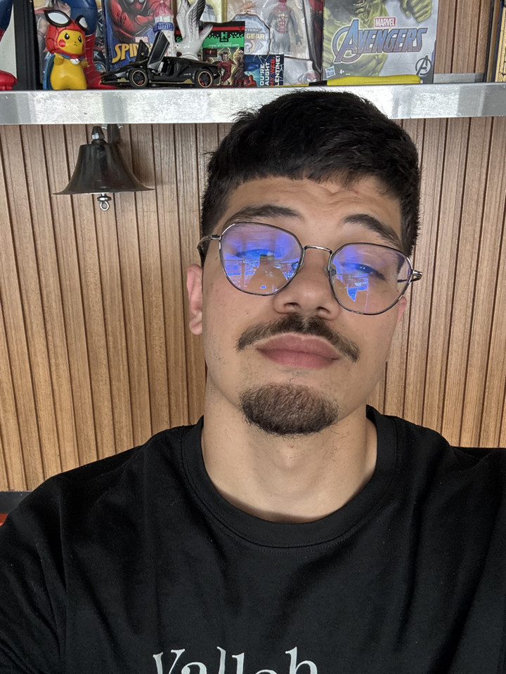 محتوى سناب شات لـ مؤمن