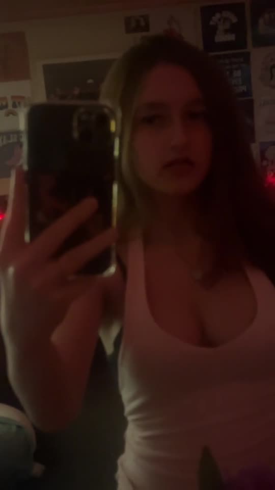 she.luvsbellaaa