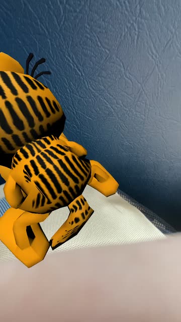 Preview for a Spotlight video that uses the twerking Garfield Lens