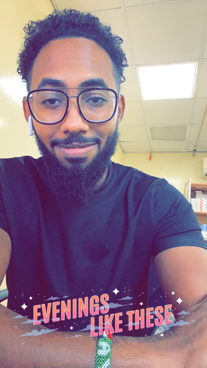 محتوى سناب شات لـ Dr.Yahya Adel 🩺 💛🖤