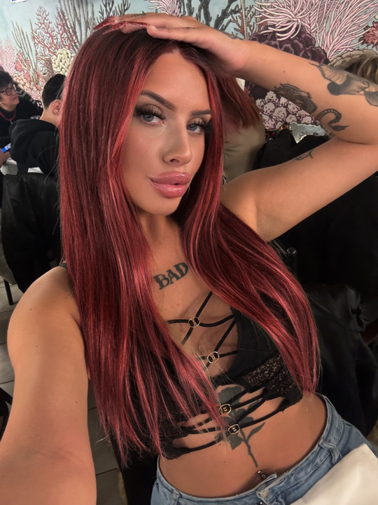 ariannamambrito