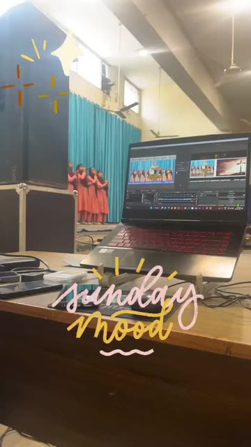 Preview for a Spotlight video that uses the Sunday Mood Lens