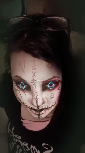 Preview for a Spotlight video that uses the VOODOO-HYPNOSIS Lens