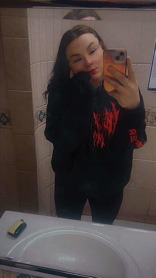yassabell24