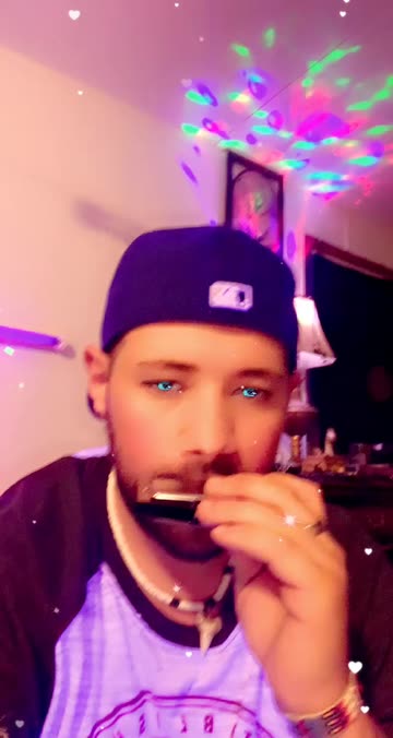 Preview for a Spotlight video that uses the All Eye Colors Lens