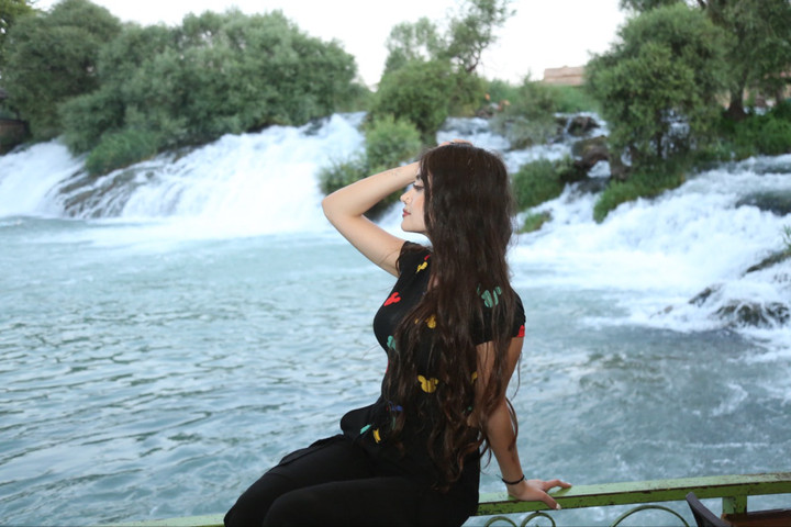 محتوى سناب شات لـ حنين دويك 🇱🇧