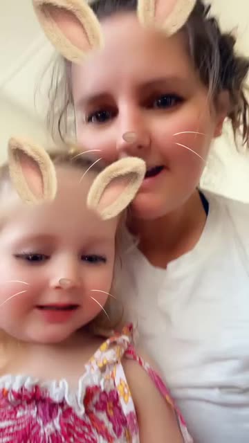 Preview for a Spotlight video that uses the Fluffy Rabbit Lens