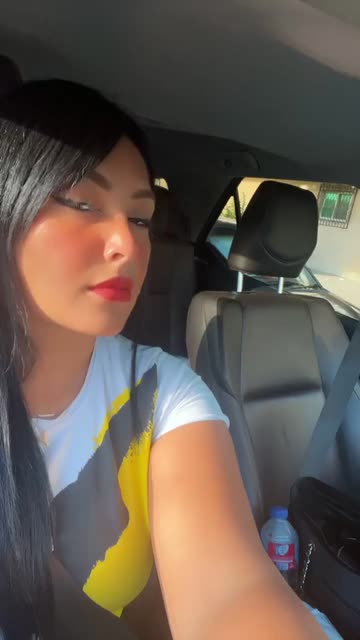 Preview for a Spotlight video that uses the Soft Lens