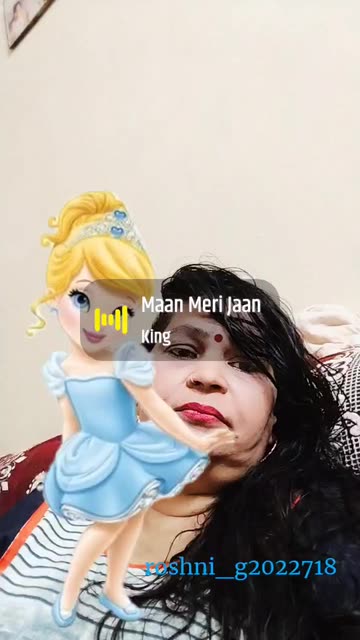Preview for a Spotlight video that uses the Cinderella Queen Lens