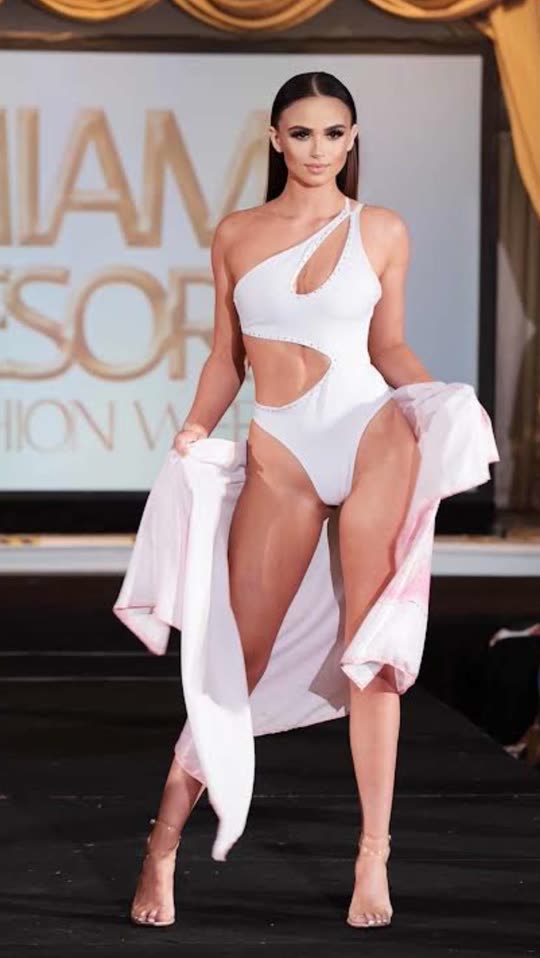 Savanna Cannon (@savmcannon) | Snapchat Stories, Spotlight & Lenses