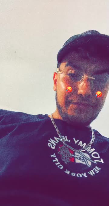 Preview for a Spotlight video that uses the Hot Lens