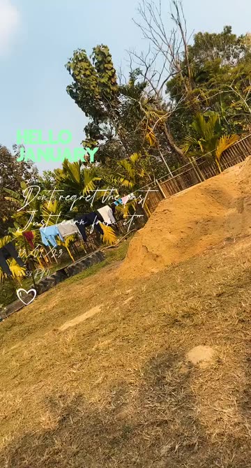Preview for a Spotlight video that uses the Hello January Lens