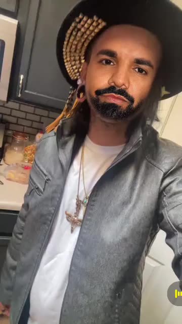 Preview for a Spotlight video that uses the drake Lens