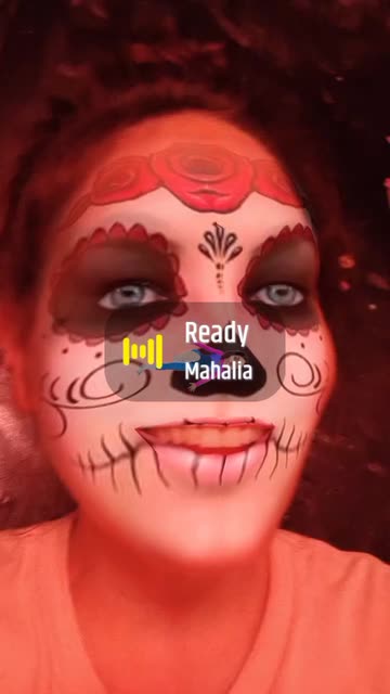 Preview for a Spotlight video that uses the MexicanSkull Lens