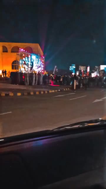 Preview for a Spotlight video that uses the DUBAI CITY Lens