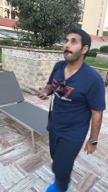 Preview for a Spotlight video that uses the simple V2 Lens