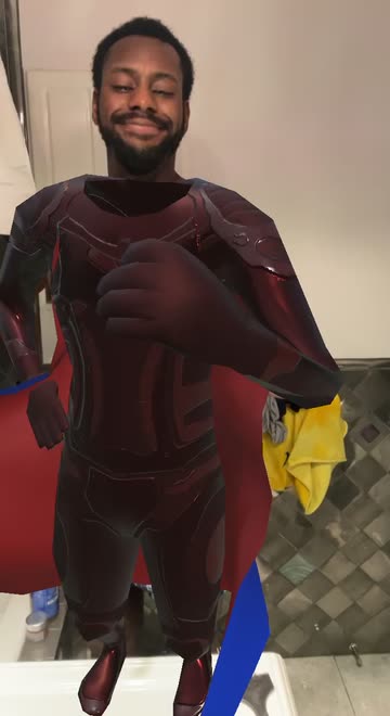 Preview for a Spotlight video that uses the SUPERHERO-CAPE Lens