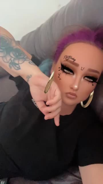 Preview for a Spotlight video that uses the IMVU Cutie Lens