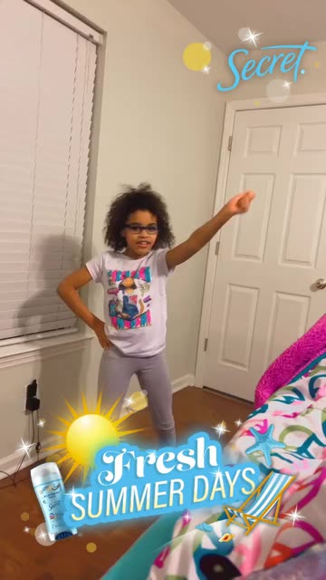 Preview for a Spotlight video that uses the Pretty Me Lens