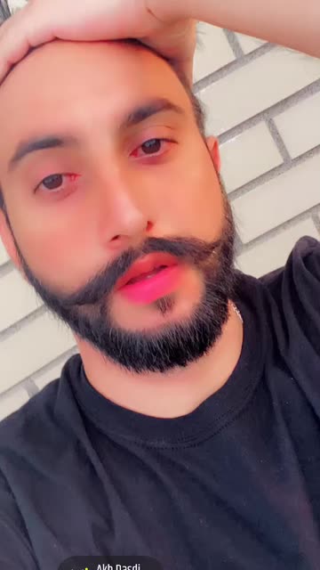 Preview for a Spotlight video that uses the Soft Looks Lens