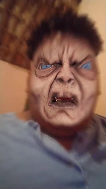 Preview for a Spotlight video that uses the Gollum Lens