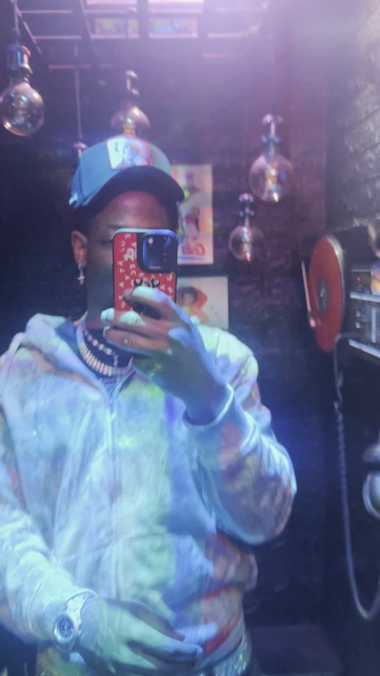 luv-djj