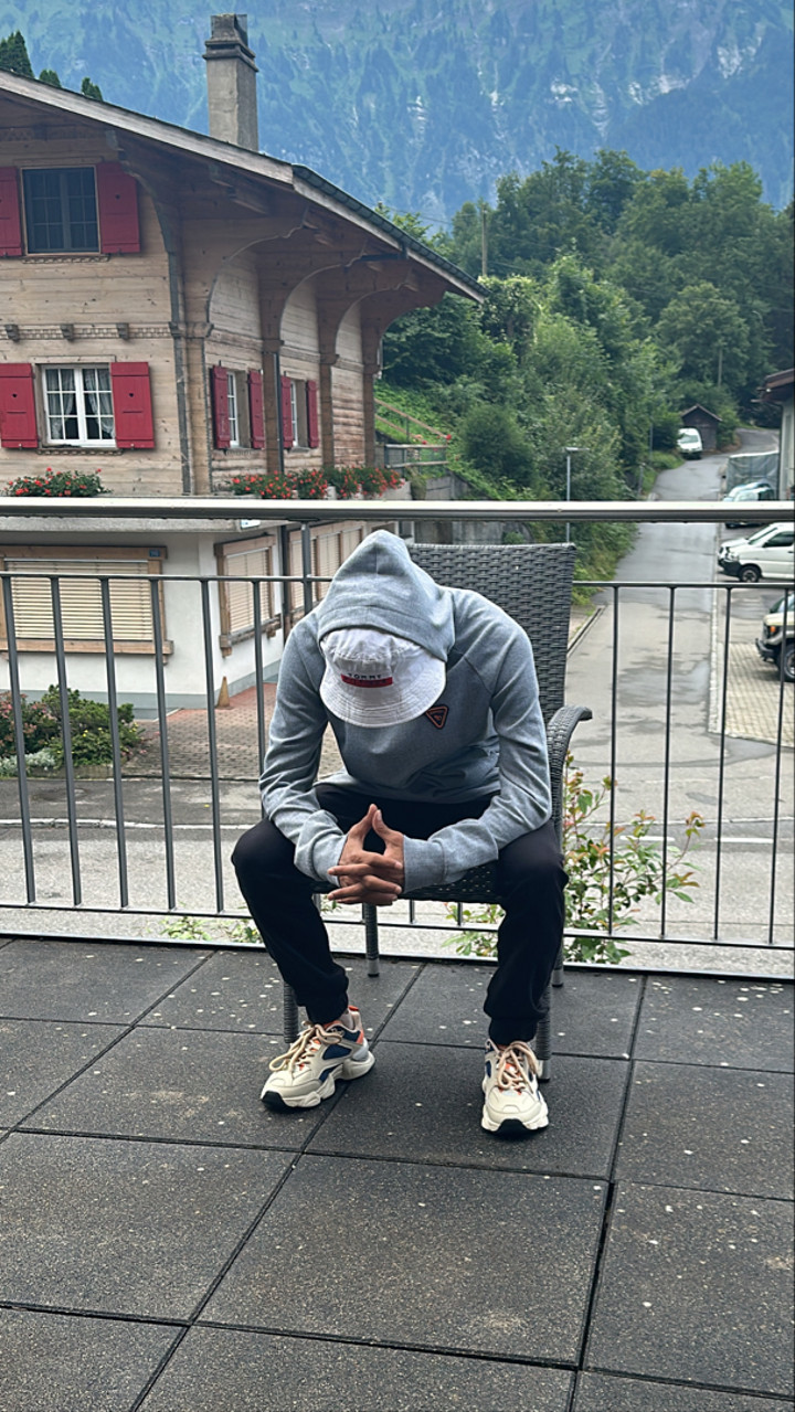 محتوى سناب شات لـ ‏ቻ𝔸𝓱𝒜ᗪ ᗷ𝒾𝓷 𝔸𝓷𝔀𝓐𝓇