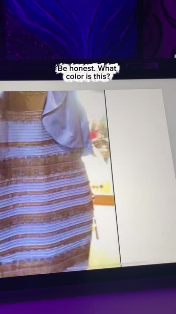 green emerald velvet dress People are now trashing The (black and blue) Dress in hilarious Amazon  reviews main image 1