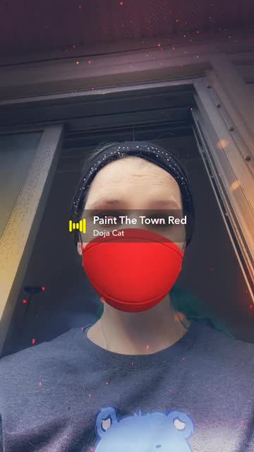 Preview for a Spotlight video that uses the Red Medical Mask Lens