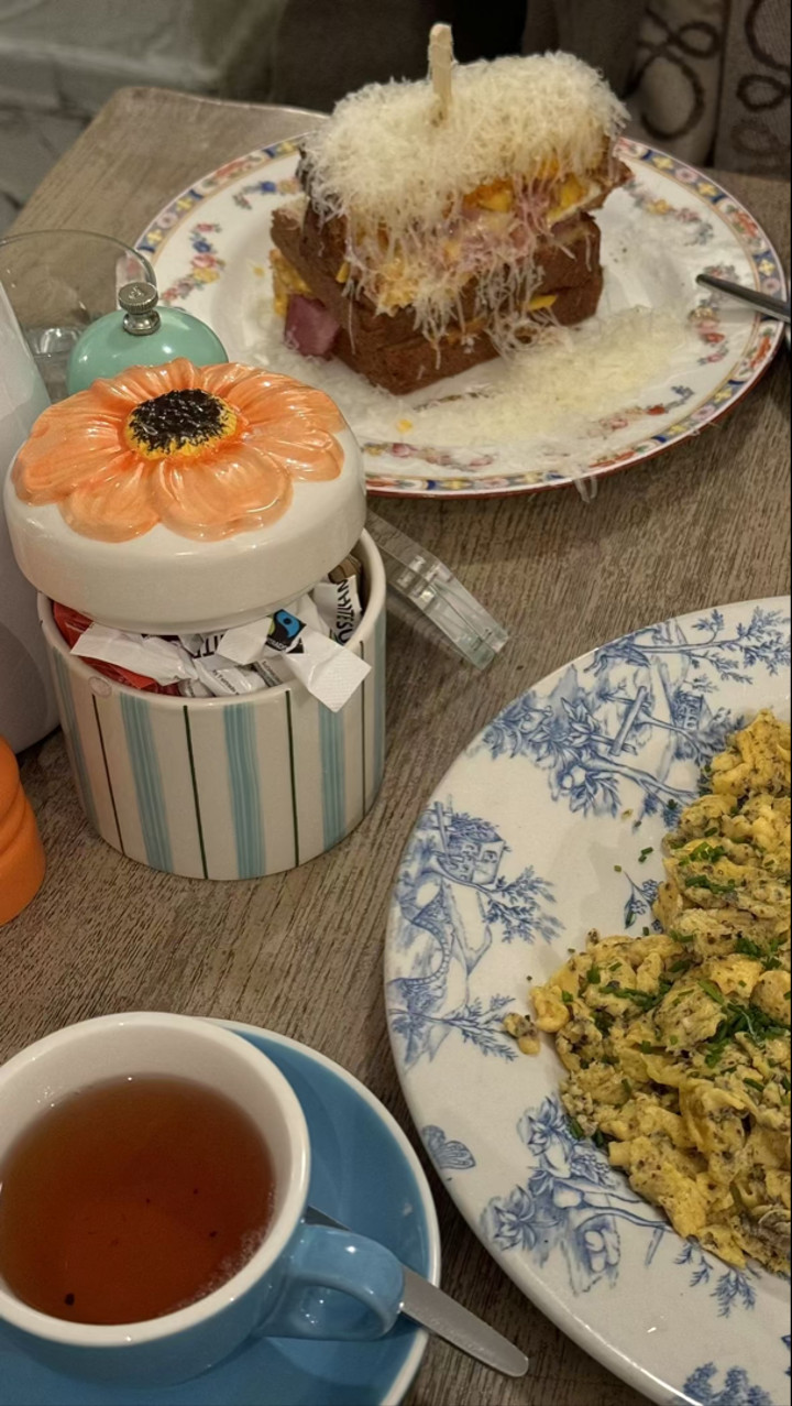 محتوى سناب شات لـ BY . FAY | C H Â L E