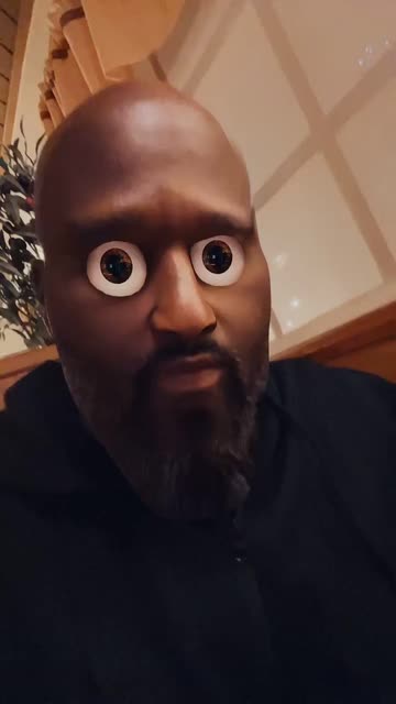 Preview for a Spotlight video that uses the Big Eyed Dude Lens