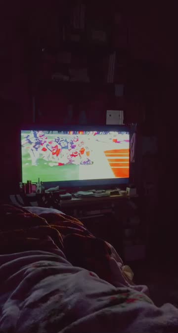 Preview for a Spotlight video that uses the Football Stickers 🏈 Lens