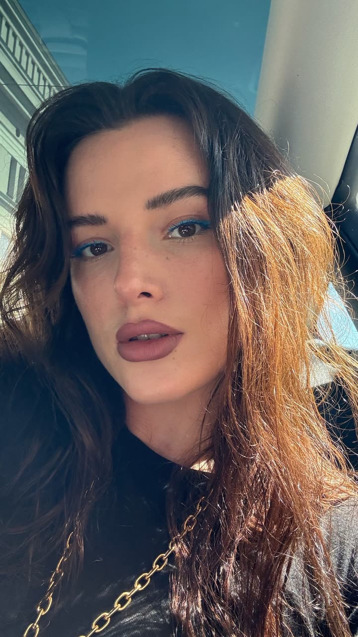 محتوى سناب شات لـ Bella Thorne