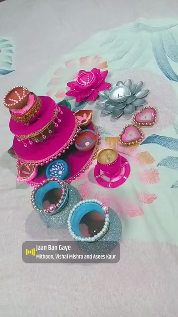 Preview for a Spotlight video that uses the pink leaves Lens