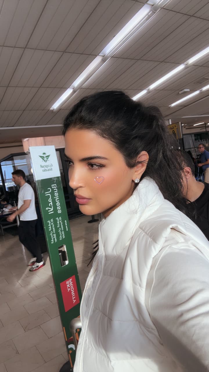قصة سناب شات للحساب hind.bomchamar رقم 250