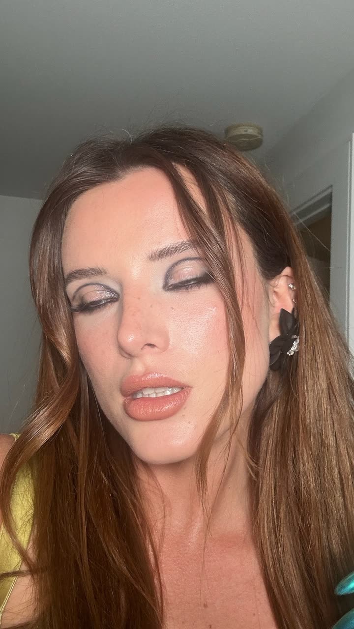 محتوى سناب شات لـ Bella Thorne