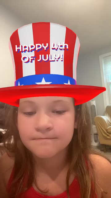 Preview for a Spotlight video that uses the Fourth of July Hat Lens