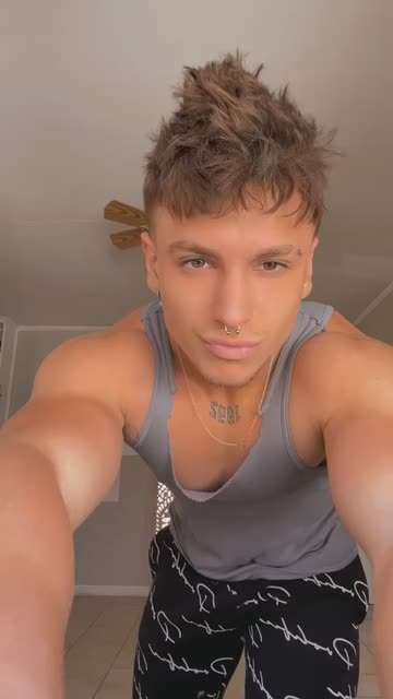 Preview for a Spotlight video that uses the iced macchiato Lens