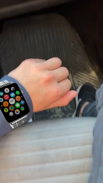 Preview for a Spotlight video that uses the 3D Apple WATCH Lens